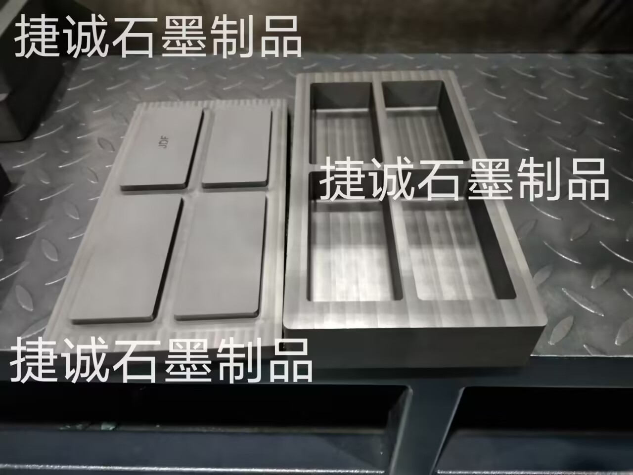 石墨油槽，四件套多槽石墨油槽，高温金属倒模槽，高纯度石墨油槽，多槽石墨油槽石墨模具石墨坩埚，铸锭石墨模具，石墨油槽加工，石墨油槽生产厂家