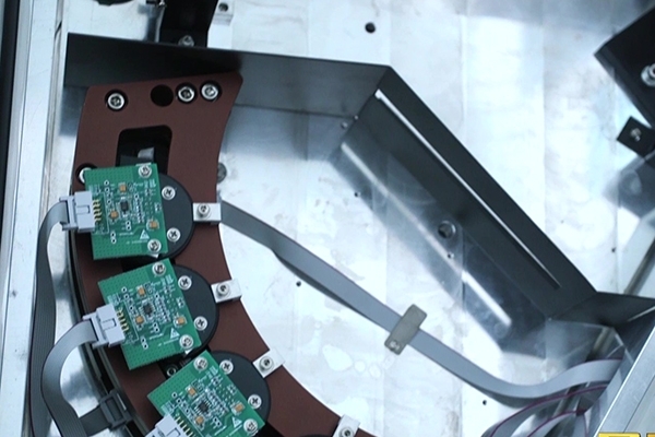 光电直读光谱仪的检测元件