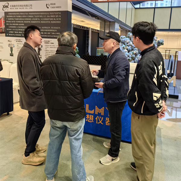 为嘉宾介绍我司优质产品