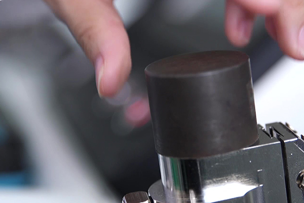 移动式直读光谱仪的检测